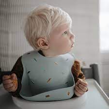 SILICONE BABY BIB